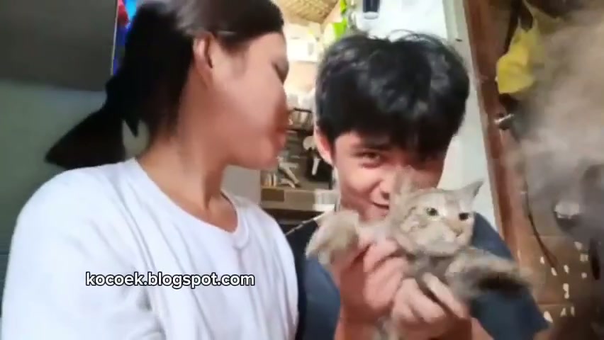 206 Mumpung rumah lagi sepi.mp4