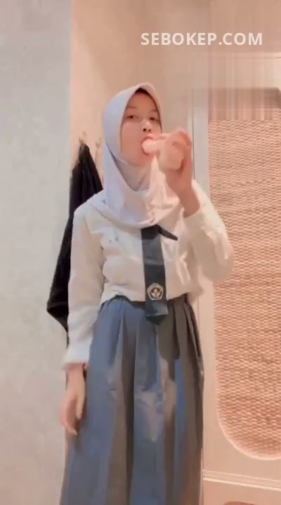 Jilbab Cantik Seragam SMA Colmek Dildo Full Durasi – DoodStream