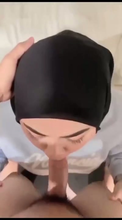 Jilbab viral dipaksa nyepong – DoodStream